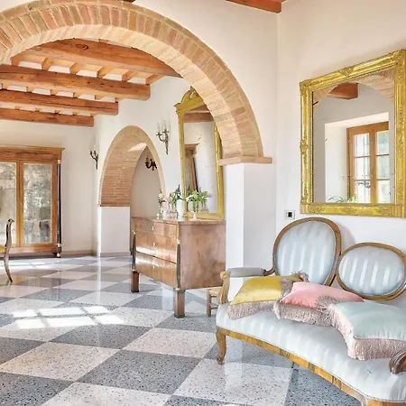 Villa Maria *